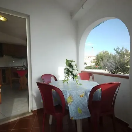 Dessena דירה קאלה ליברוטו